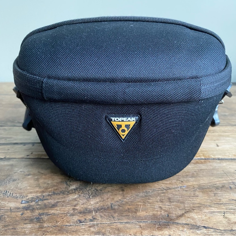 Topeak BarPack Black Handlebar Bag Without Mount Capacity: 110 cubic inches